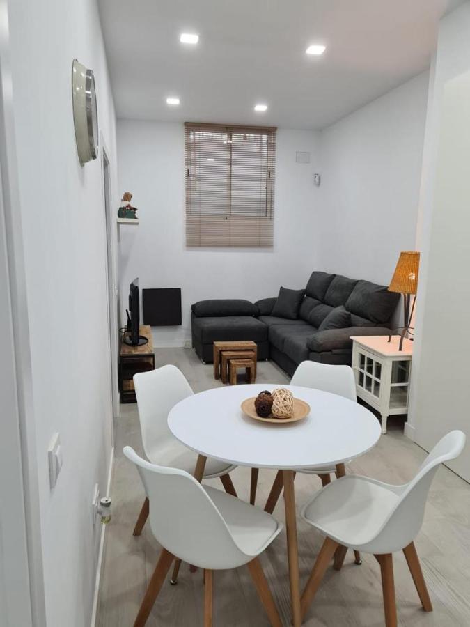 Apartamento Pet-Friendly En Atocha By Bebalmy Apartment Madrid Ngoại thất bức ảnh