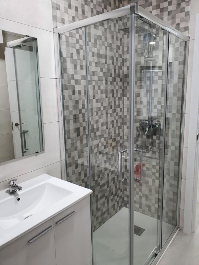Apartamento Pet-Friendly En Atocha By Bebalmy Apartment Madrid Ngoại thất bức ảnh