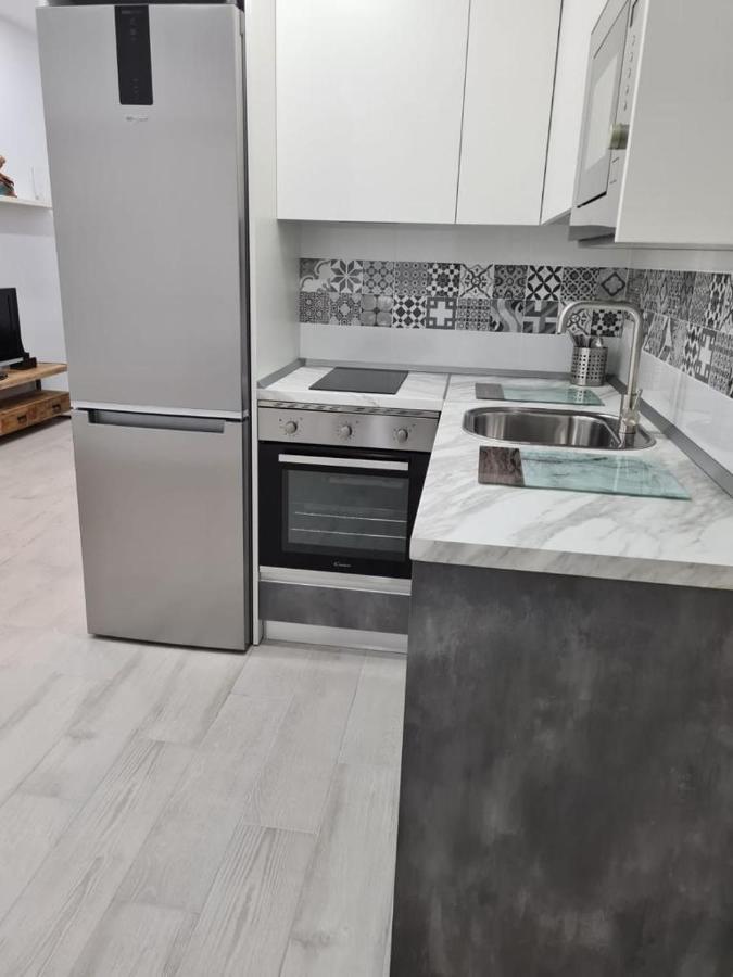 Apartamento Pet-Friendly En Atocha By Bebalmy Apartment Madrid Ngoại thất bức ảnh