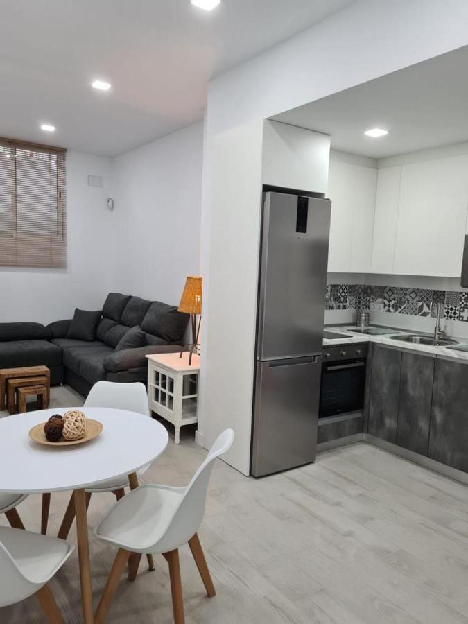 Apartamento Pet-Friendly En Atocha By Bebalmy Apartment Madrid Ngoại thất bức ảnh